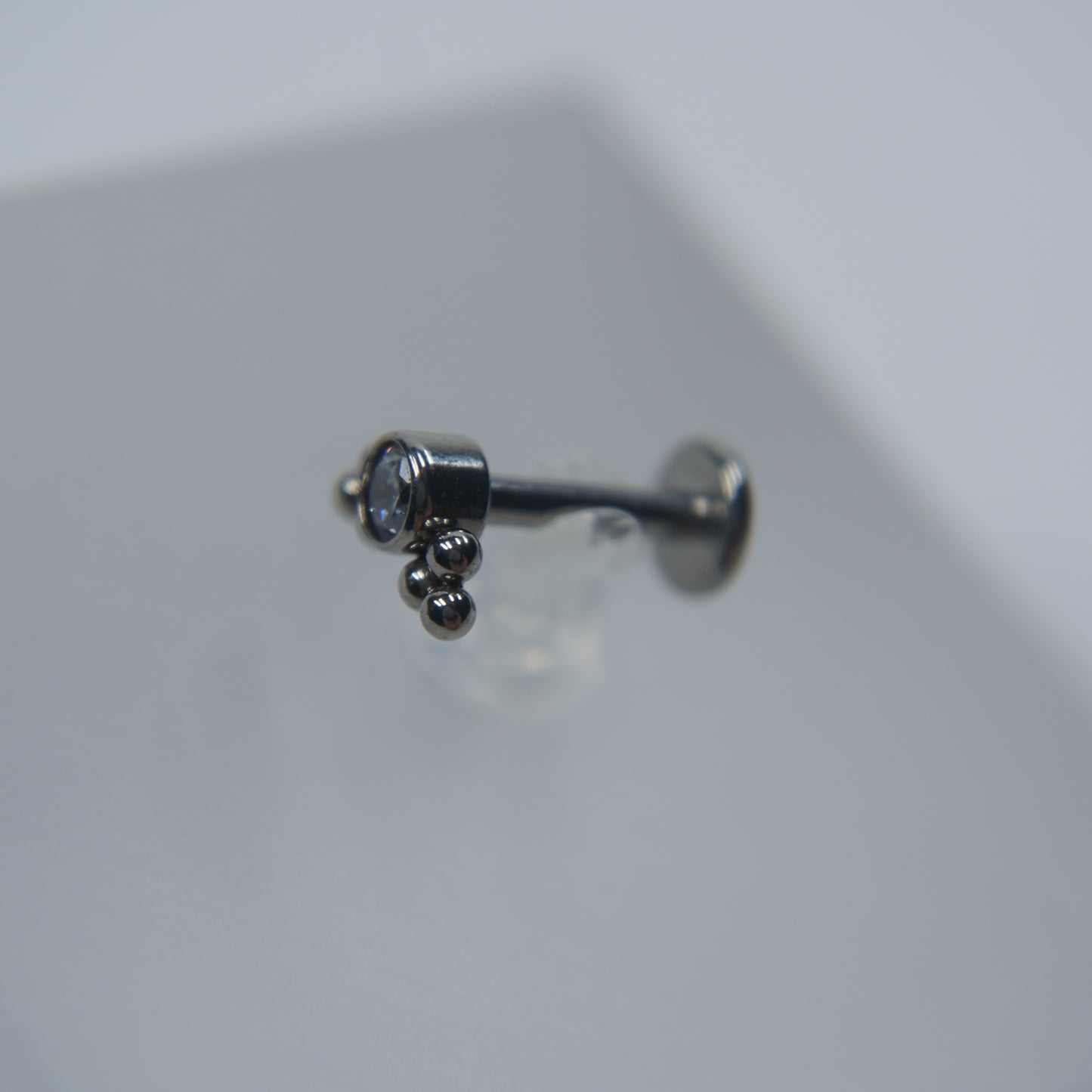 Labret Zircónia com Trio