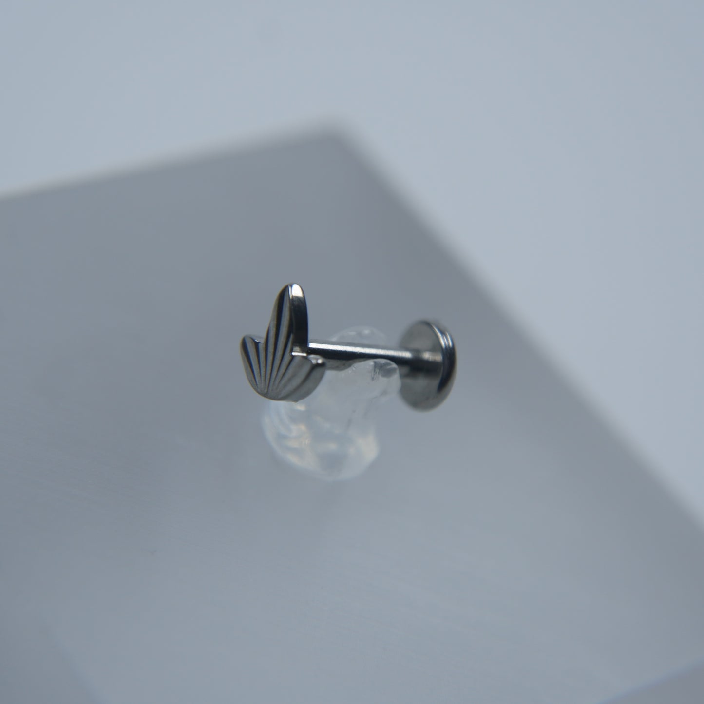 Labret Folha Raiada