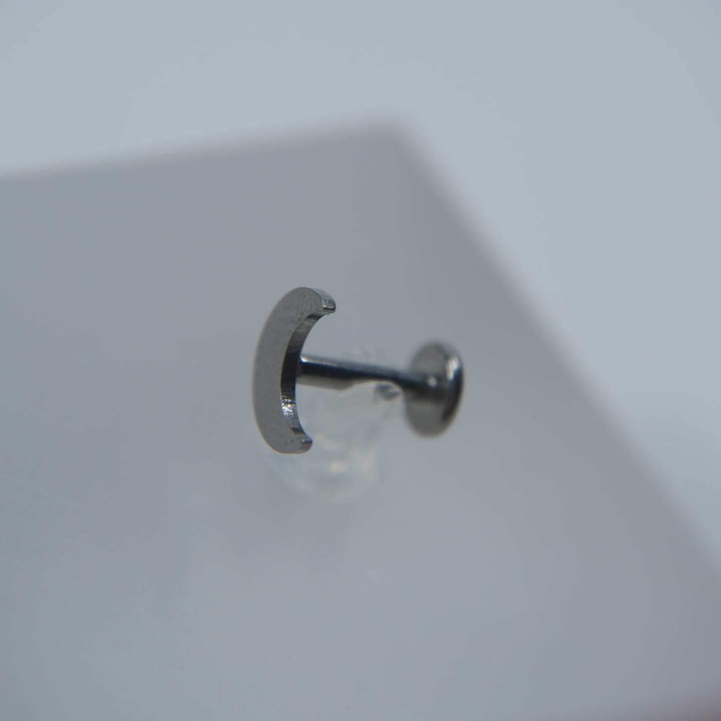 Labret Moon