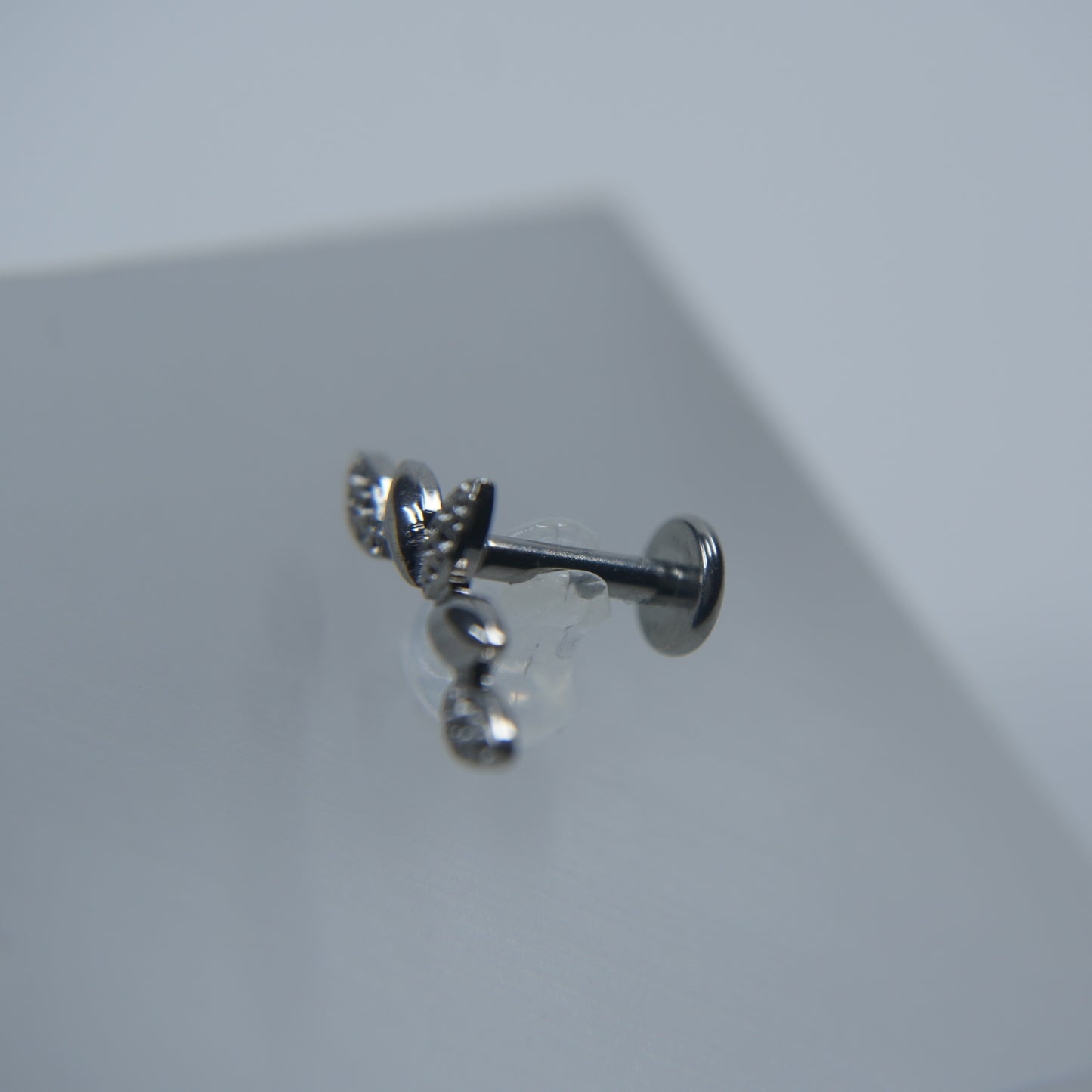 Hammer Touch Labret