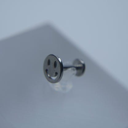 Labret Smile