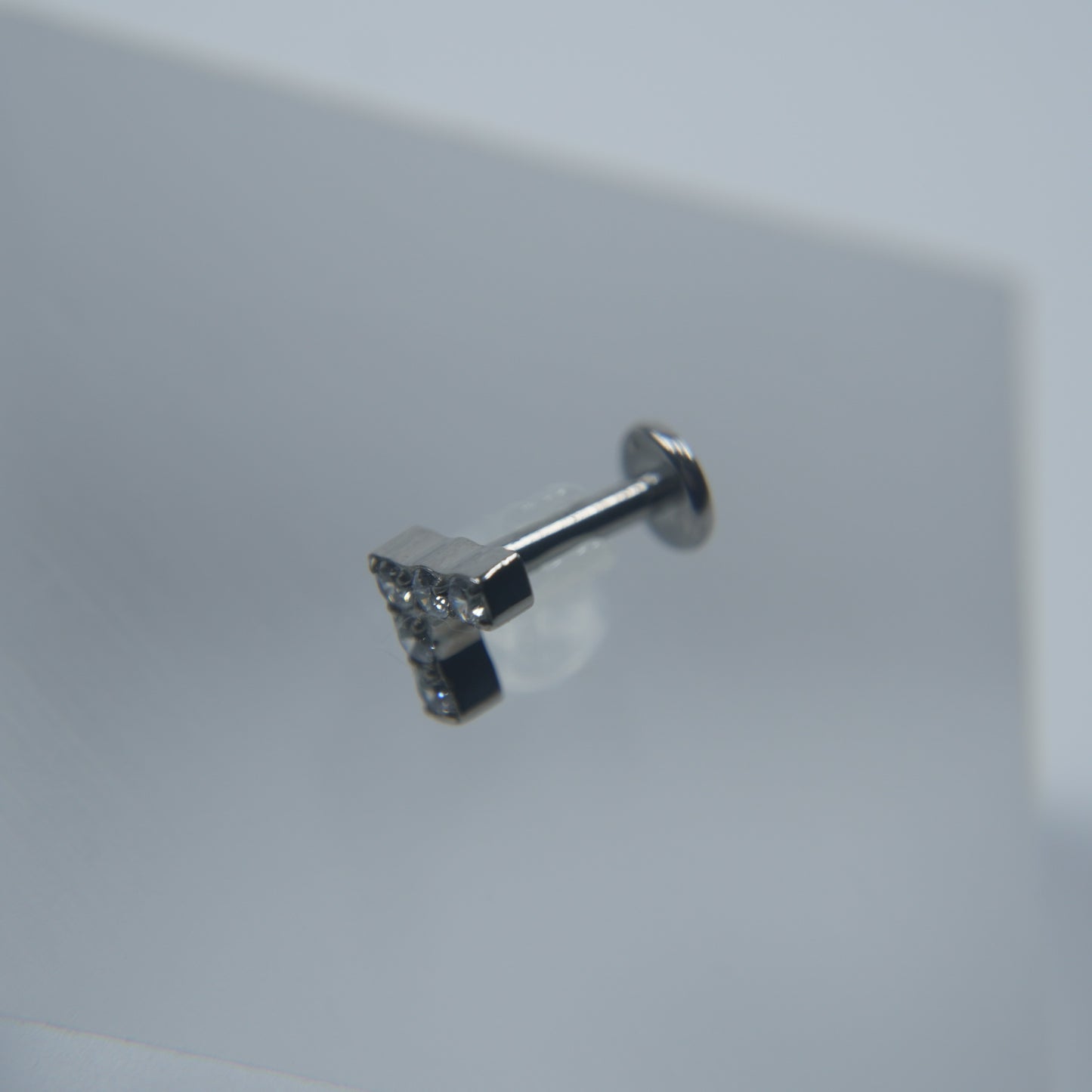 Labret Seta com Zircónias